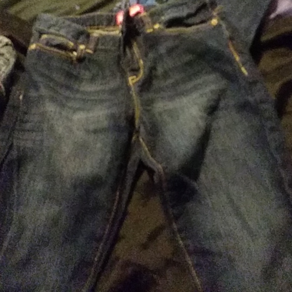 Jeans